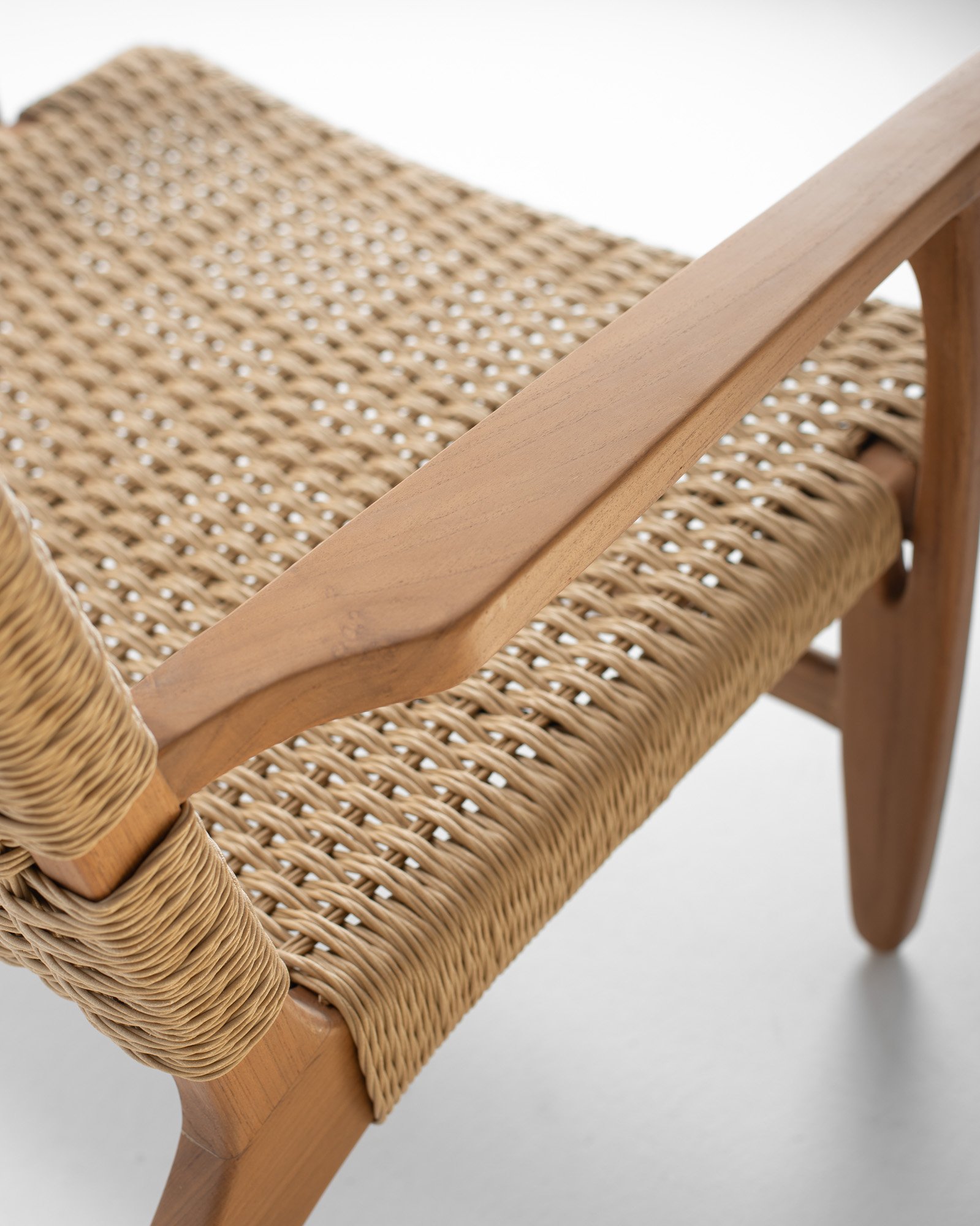 Wea Lounge Chair Thumbnail